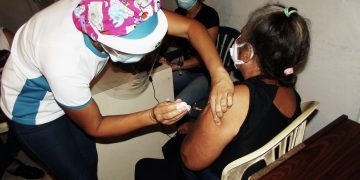 Asic Flor de Patria continúa la jornada de vacunación contra el covid-19 este viernes