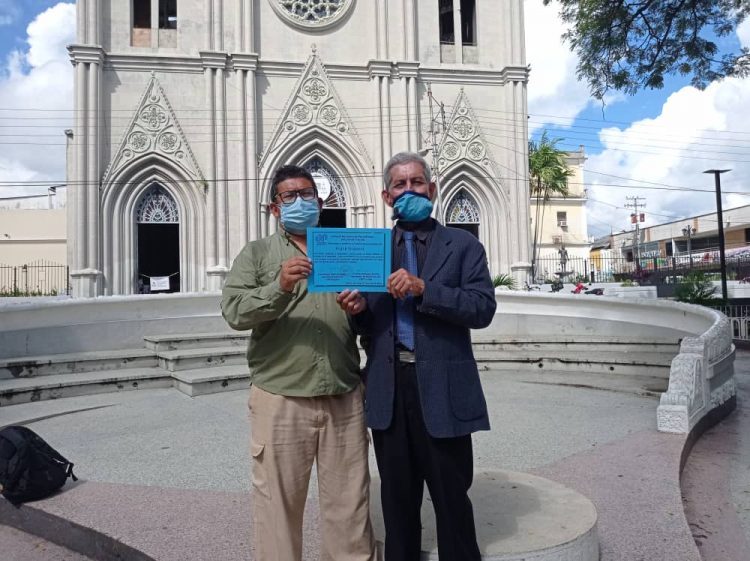 CNP-Trujillo entrega reconocimientos a periodistas en su día