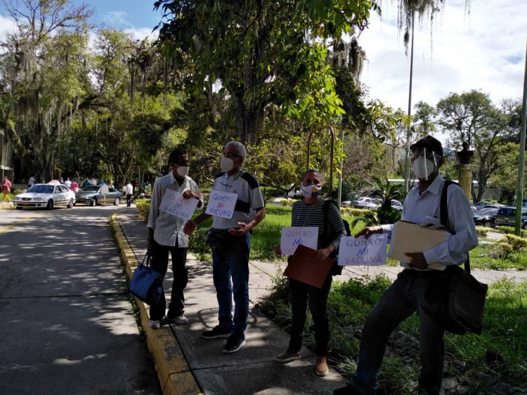 Habilitar Laboratorio de Microbiología-ULA para pruebas PCR exige Gobernador de Mérida