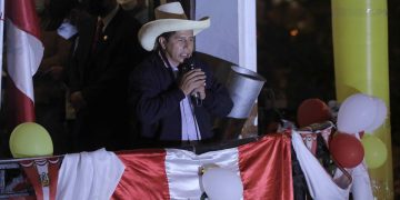 Castillo aventaja por más de 78.000 votos a Fujimori con escrutinio al 97,2 %