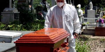 Sepulturero del cementerio de San Cristóbal fallece por COVID-19 