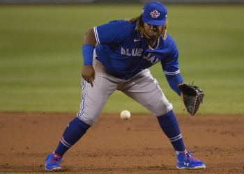 Guerrero Jr., estrena liderato; Escobar, Correa y Álvarez también jonronean