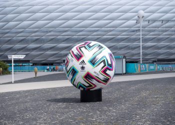 La UEFA quiere llevar la Eurocopa al público joven con TikTok