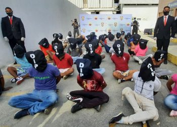 38 detenidos y dos heridos deja incursión en La Vega