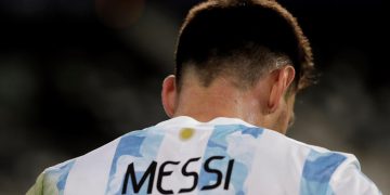 Messi llega a 73 goles con Argentina, Paraguay lidera y la covid-19 avanza