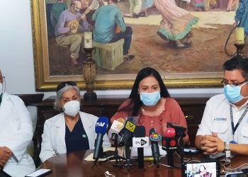 Gobernadora pide a ONGs priorizar: “En las últimas semanas se ha observado solo entrega de arepas con queso”