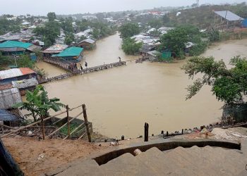 Las lluvias dejan 14 muertos y 5.000 rohinyás desplazados en Bangladesh