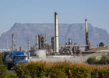 La OPEP y sus aliados acuerdan un aumento gradual de la producción hasta diciembre