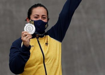 La colombiana Mariana Pajón se lleva la plata en la final de BMX