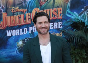 Edgar Ramírez pone acento español a «Jungle Cruise», lo nuevo de Disney