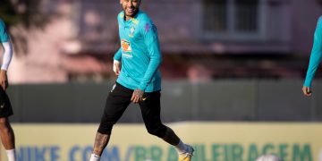 Brasil entrena penaltis en su última práctica antes de la final con Argentina