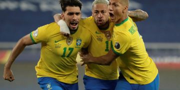 Brasil venció con lo justo a Chile y clasificó a semis de la Copa América