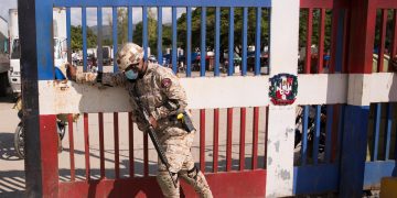 República Dominicana cierra su frontera con Haití