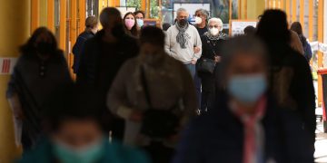 Sichel y Boric, candidatos presidenciales de la derecha y la izquierda en Chile