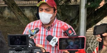 Fernando Andrade le solicita a Bernal que indique de dónde  salen los recursos de la figura del protectorado