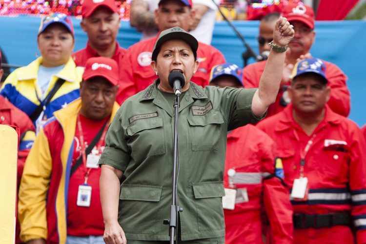 En la imagen un registro de la ministra del Interior de Venezuela, Carmen Meléndez, quien afirmó que la Policía ha "avanzado en desmantelar las estructuras del crimen que se habían instalado en estos territorios" de la capital venezolana. EFE/Santi Donaire/Archivo