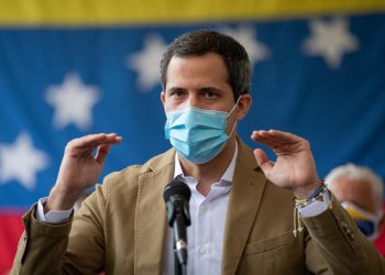 Reino Unido reconoce «inequívocamente» a Guaidó como presidente de Venezuela