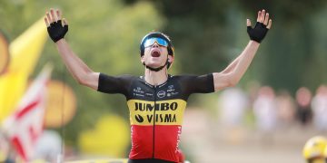 Van Aert, un gigante en el Ventoux, Enric Mas pierde dos puestos