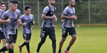 Deportivo Táchira y Estudiantes de Mérida en un nuevo clásico