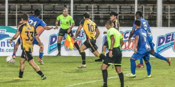 El Aurinegro  juega  en Maracaibo