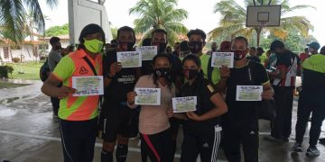 Entrenadores vigienses recibieron taller de formación «sesión de entrenamiento»