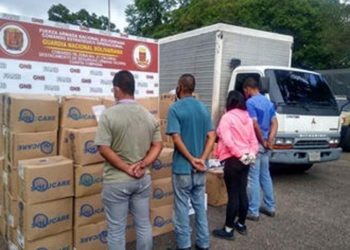 Aprehenden a traficantes de medicamentos