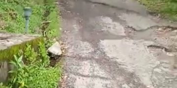 Intransitable vía hacia Laguna de Los Cedros