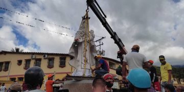 De casi seis metros es el monumento Virgen del Carmen de Boconó