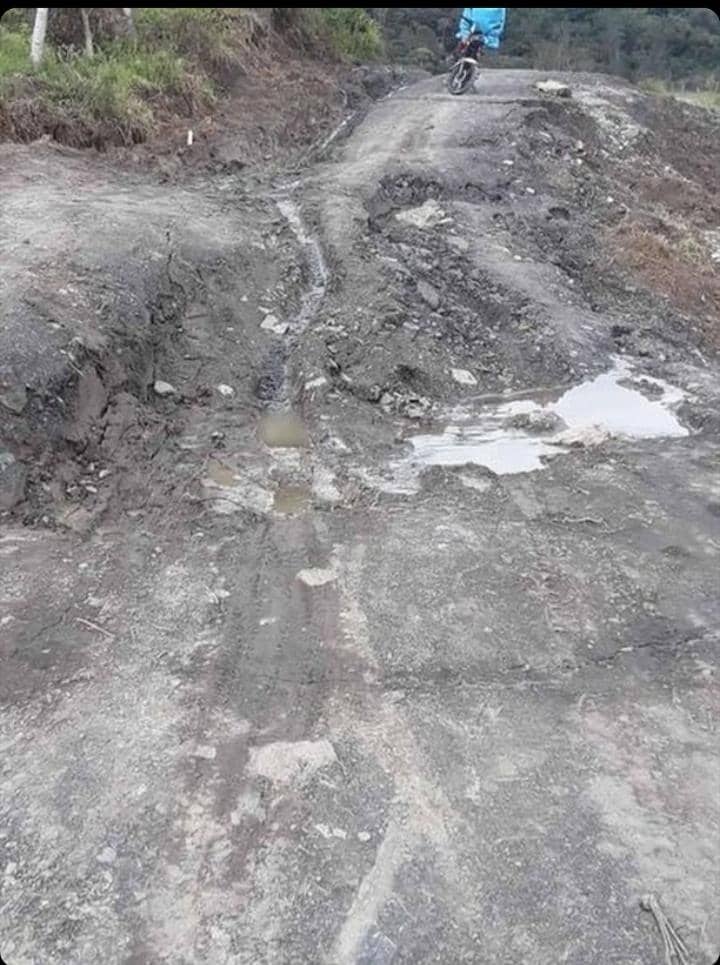 Colapsó la vía entre Jají y La Azulita