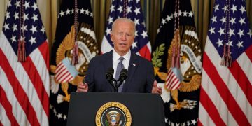 Biden golpea a los oligopolios en un intento de mejorar salarios y precios