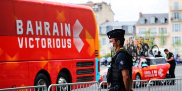 La sospecha se apodera del Tour: el Bahrein en el punto de mira