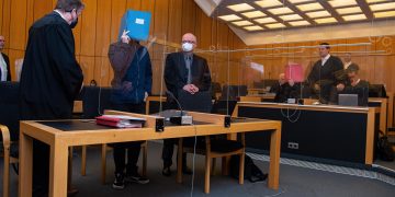 Más de 52 años de cárcel para cinco acusados por abusos a menores en Alemania