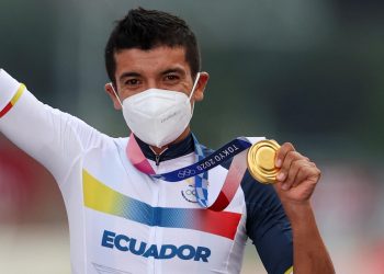 ¡Histórico! ¡Inmortal! Ecuador agradece a Carapaz segundo oro en la historia