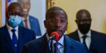 El primer ministro Joseph dimitirá y le cederá el poder en Haití a Ariel Henry