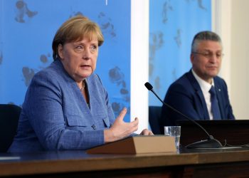 Vacuna obligatoria y pasaporte covid, entre los recursos europeos contra el virus