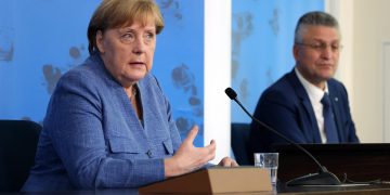 Vacuna obligatoria y pasaporte covid, entre los recursos europeos contra el virus