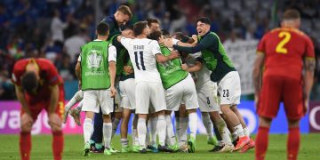 1-2. Italia va en serio