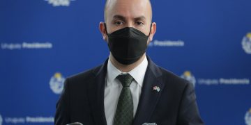 El plan para Venezuela busca apoyar una negociación para elecciones, dice asesor de Biden