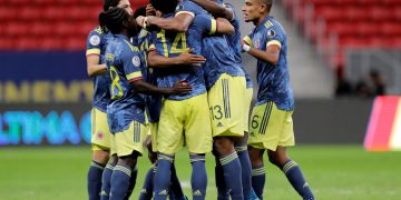 Colombia “in extremis” derrotó a Perú y acabó con 20 años sin ganarle a los incas