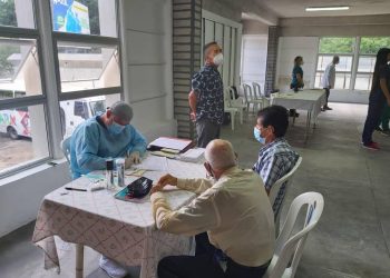 Pesquisas de cáncer de próstata llevan prevención a hombres del Táchira