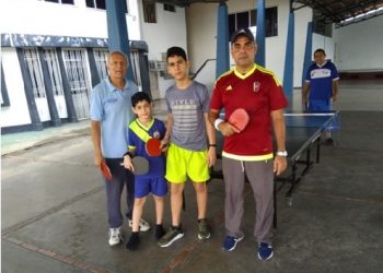 Realizado Torneo de tenis de mesa interclubes