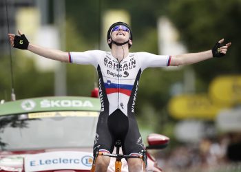 Mohoric gana la etapa maratón del Tour de Francia