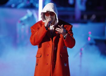 Bad Bunny arrasa en las nominaciones de los premios Billboard Latinos 2021