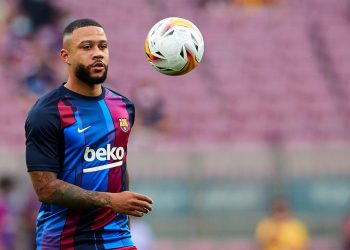Memphis, Griezmann y Braithwaite, primer tridente del Barça postMessi
