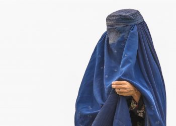 EE.UU. expresa «profunda preocupación» por el futuro de mujeres y niñas afganas