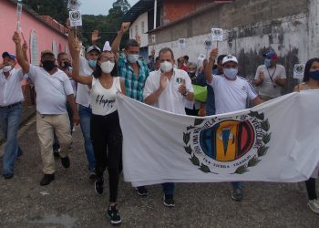 Carlos Andrés González juramentó comandos de Campaña en Rafael Rangel