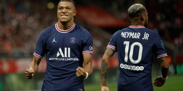 0-2. Mbappé sigue en cuerpo y alma en el PSG en el debut de Messi