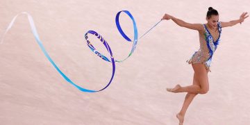 Ashram acaba con el orden establecido y gana el oro de rítmica a las rusas