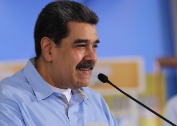 Maduro pide dejar de utilizar la economía de Venezuela como arma electoral