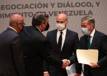 Sectores de Venezuela prolongan diálogo tras reunión «constructiva» en México
